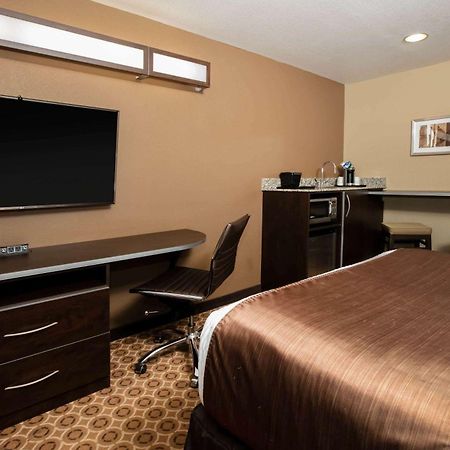 Microtel Inn And Suites Pecos Zewnętrze zdjęcie